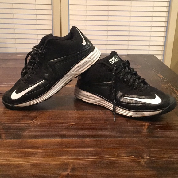 nike bsbl shoes